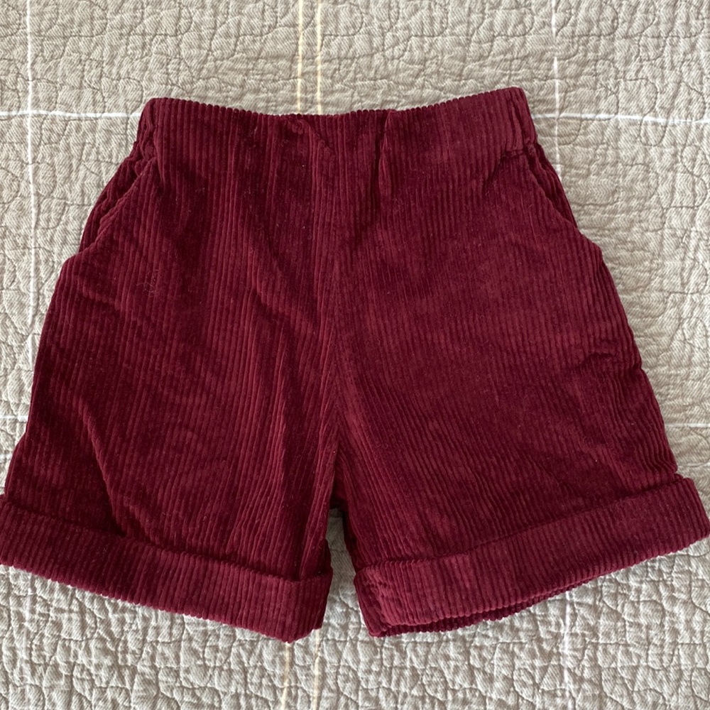 Pepa London corduroy shorts in burgundy (2T)